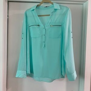 Express Dress Shirt with Zipper Pockets